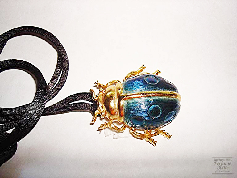 Elizabeth Arden Love Bug Locket Solid Perfume