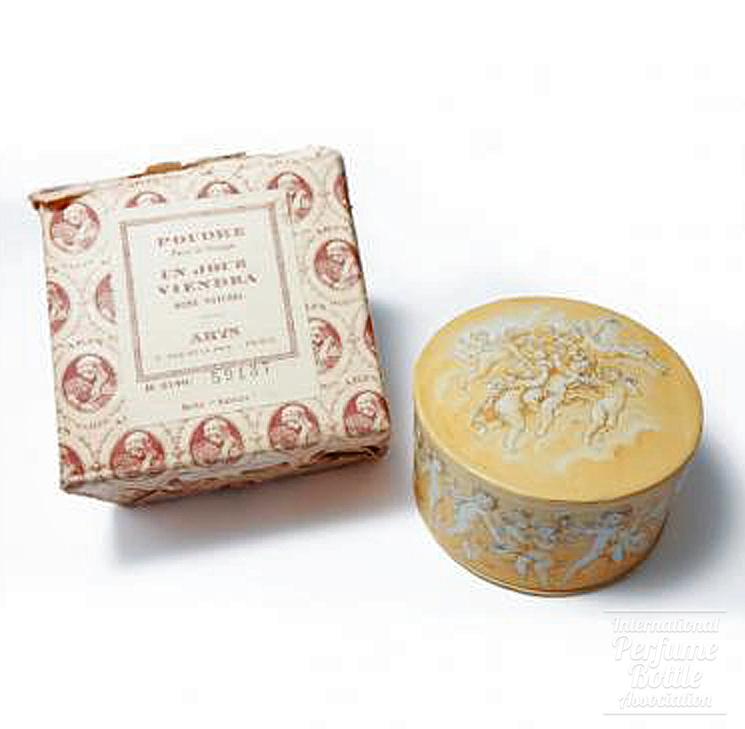 "Un Jour Viendra" Powder Box by Arys