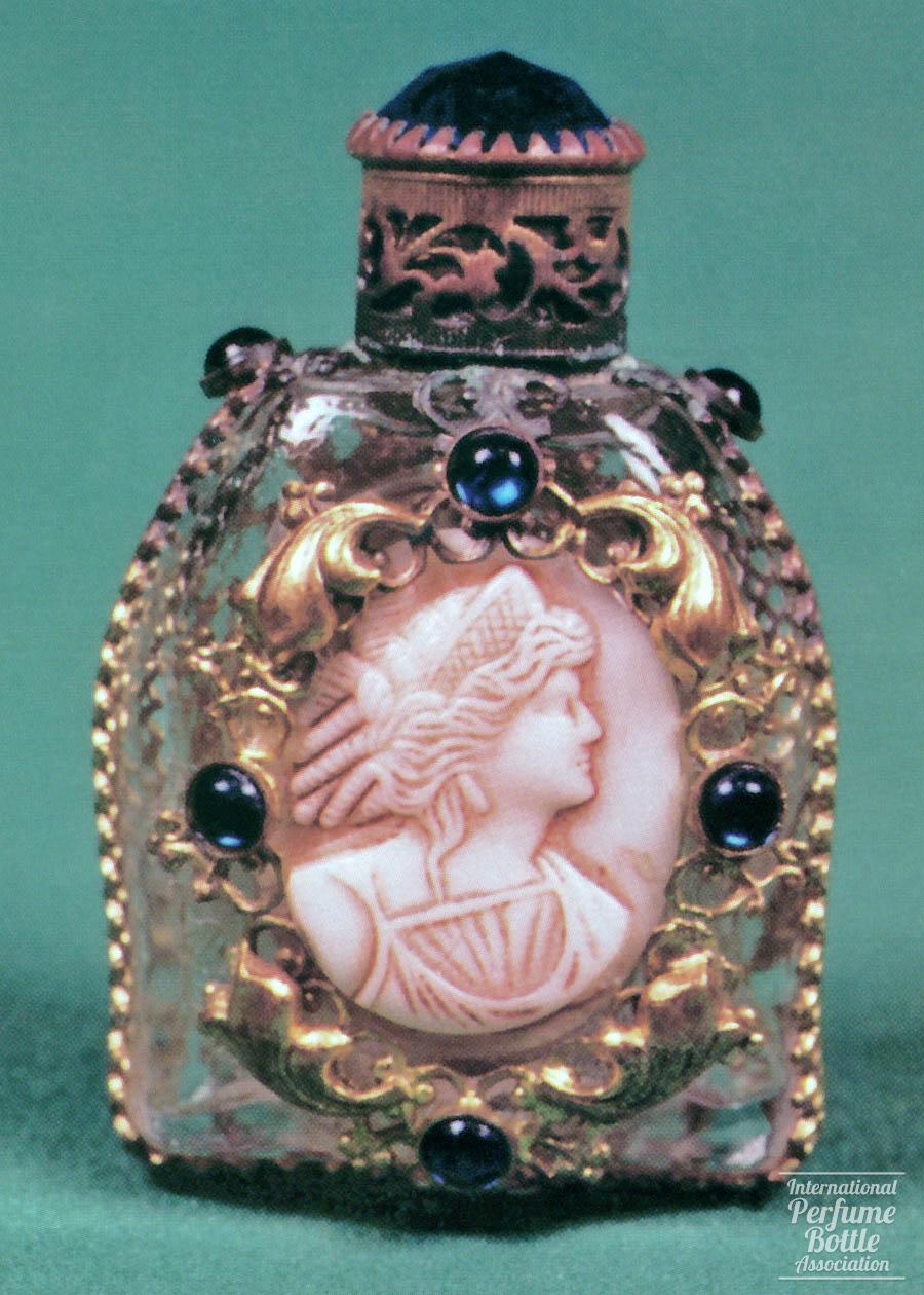 Czech Mini With Grecian Cameo