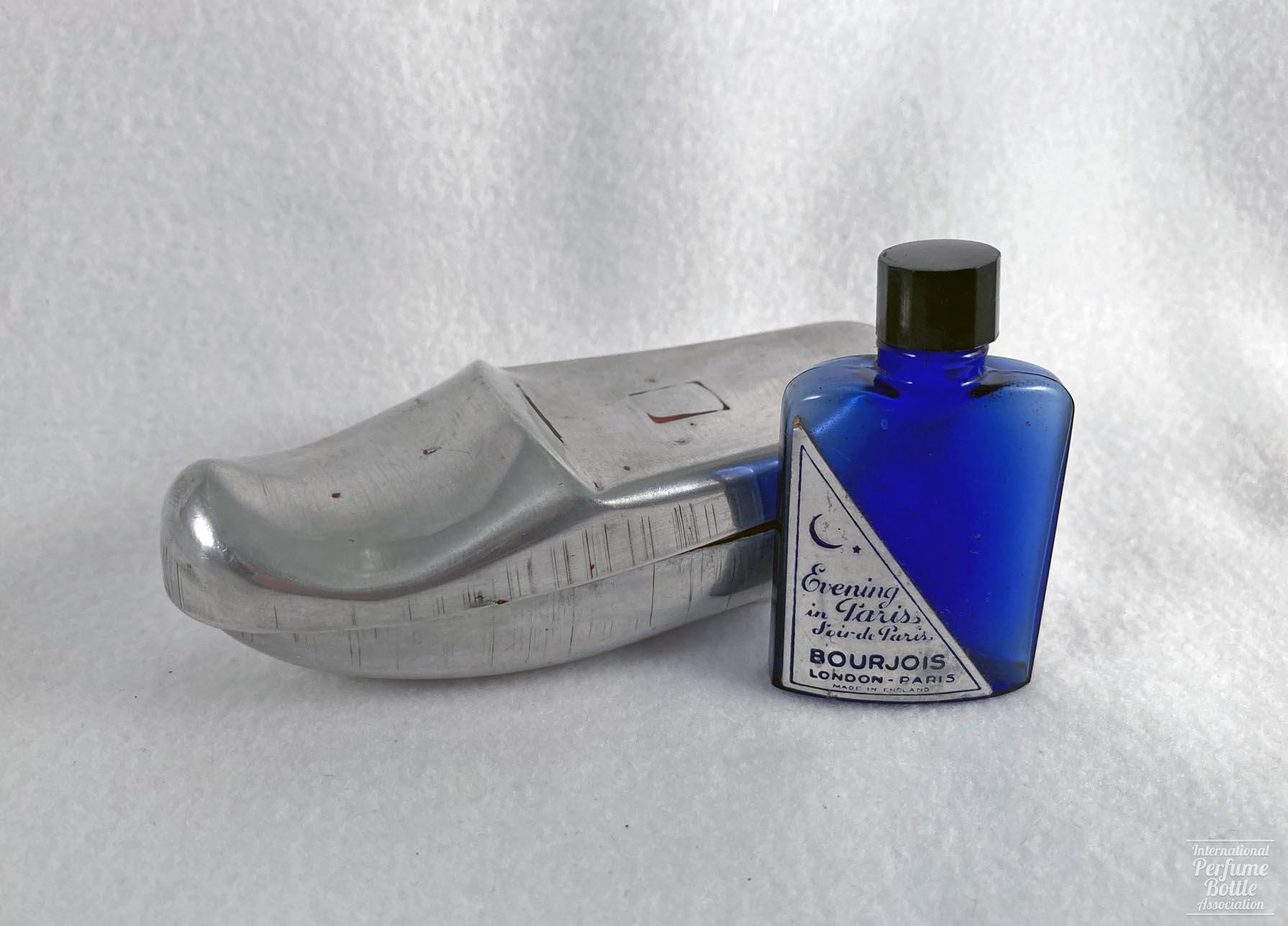 "Evening in Paris" by Bourjois Dutch Shoe Presentation